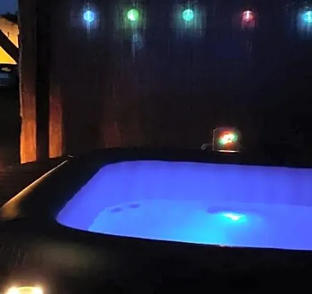 Les Eygletieres Bed & Breakfast
